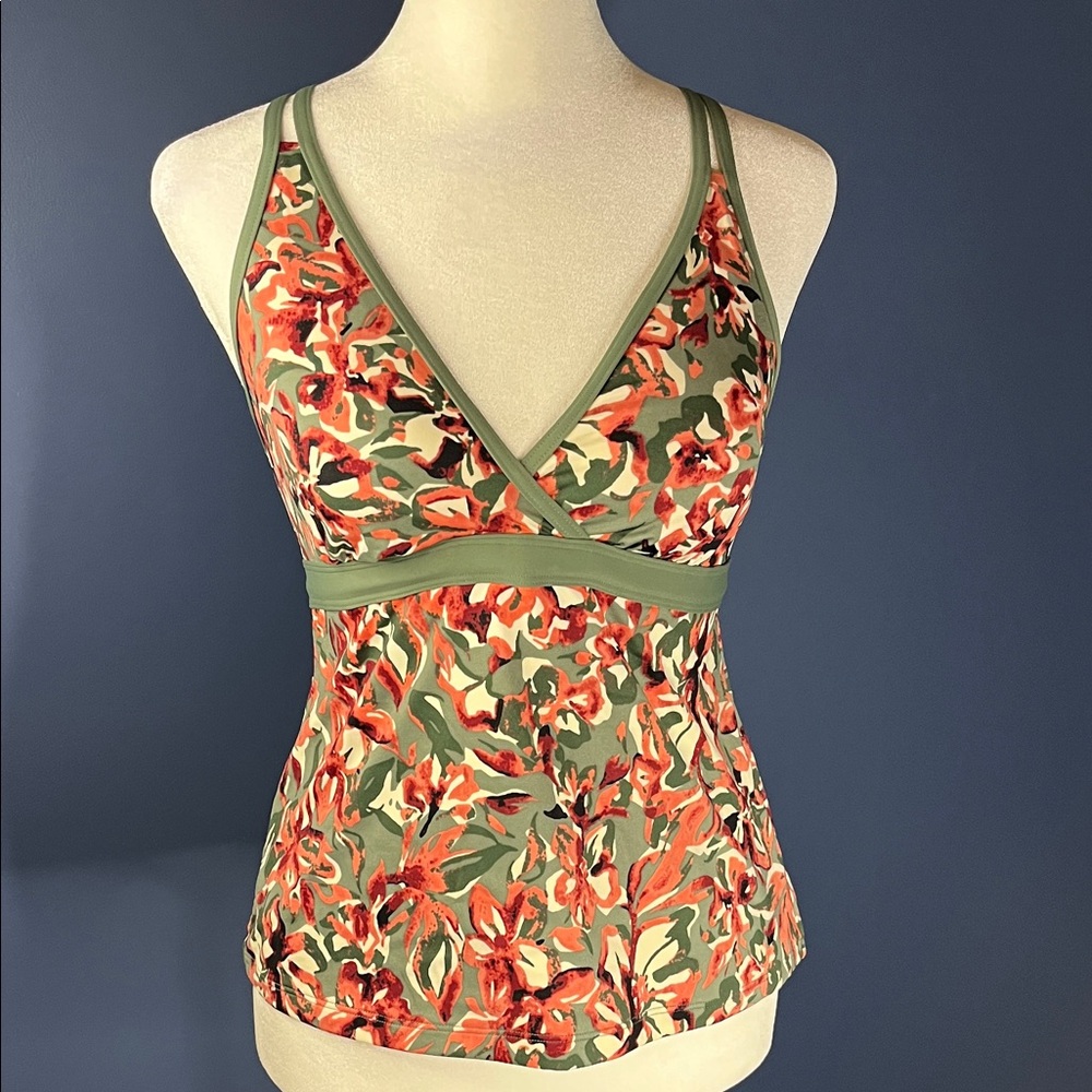 L L Bean-tankini top, 6 reg. UPF 50+, cream, olive, coral, red print,  bra cups